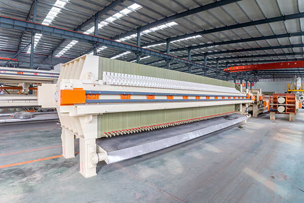 翻板式压滤机-深度压榨污泥、高效稳定!(图1) 翻板式压滤机-深度压榨污泥、高效稳定!(图1)